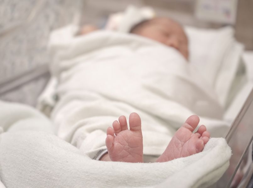 Eerste baby geboren na transplantatie baarmoeder van overleden donor