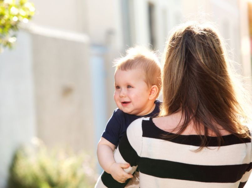 Mama biecht op: ‘De verpleegkundige was zo hardhandig en ik greep niet in’