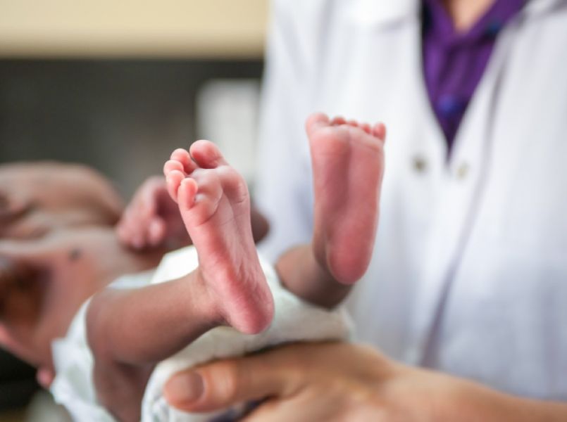 Nieuw record: vrouw bevalling van 10 gezonde kinderen!