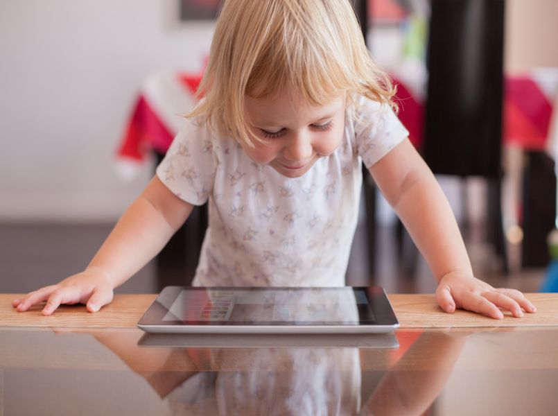 Hoe lang mag jouw peuter op de tablet?