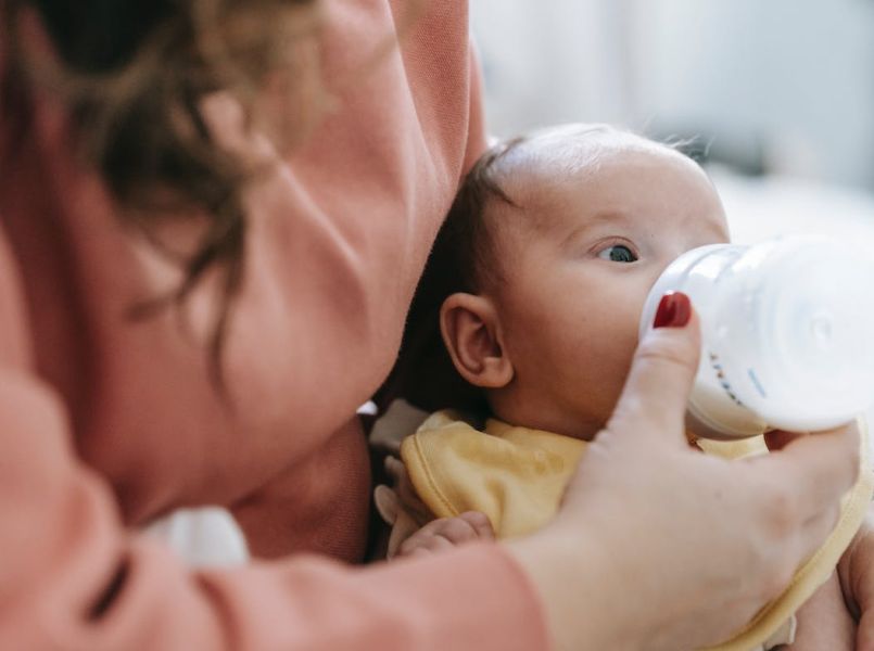 Reflux bij baby’s: wat is dat?