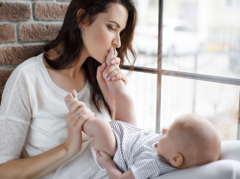 De voordelen van borstvoeding voor jou (en een keer niet je kind)