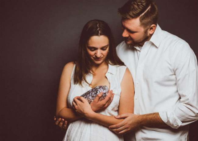 WHAHA! Dit koppel deed een hartverwarmende newborn shoot met een… burrito