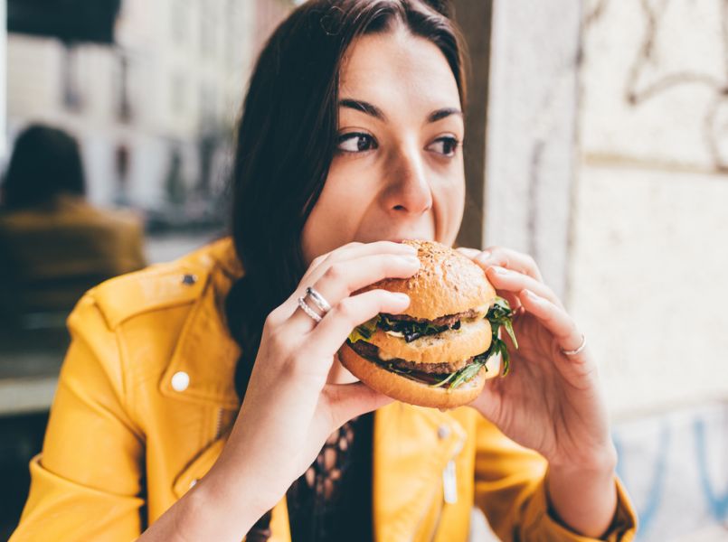 Zwanger worden? Vermijd fastfood