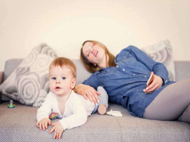 Waarom je slaapgebrek als mama niet voor lief hoeft te nemen