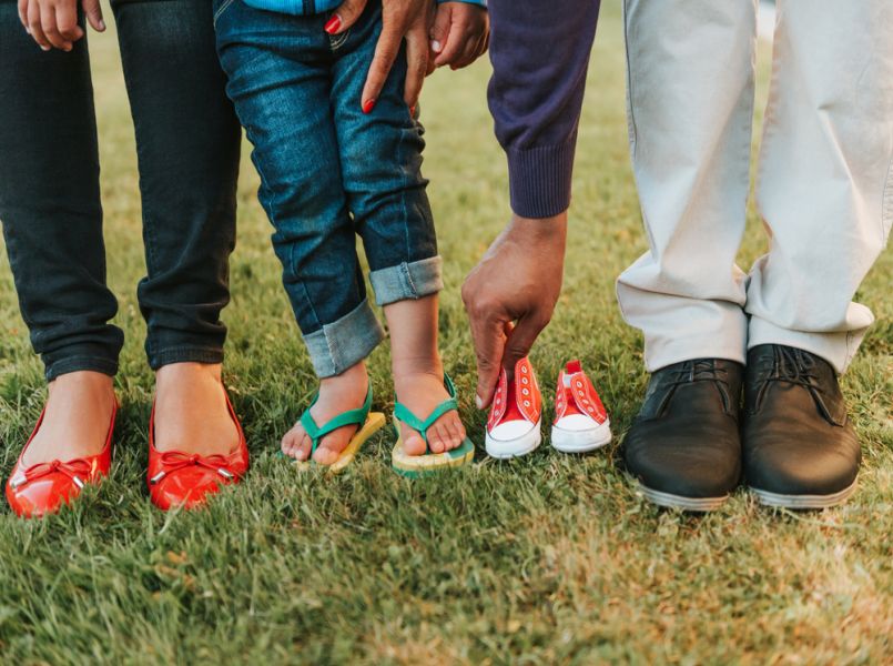 4 manieren om de zwangerschap aan te kondigen aan je ouders