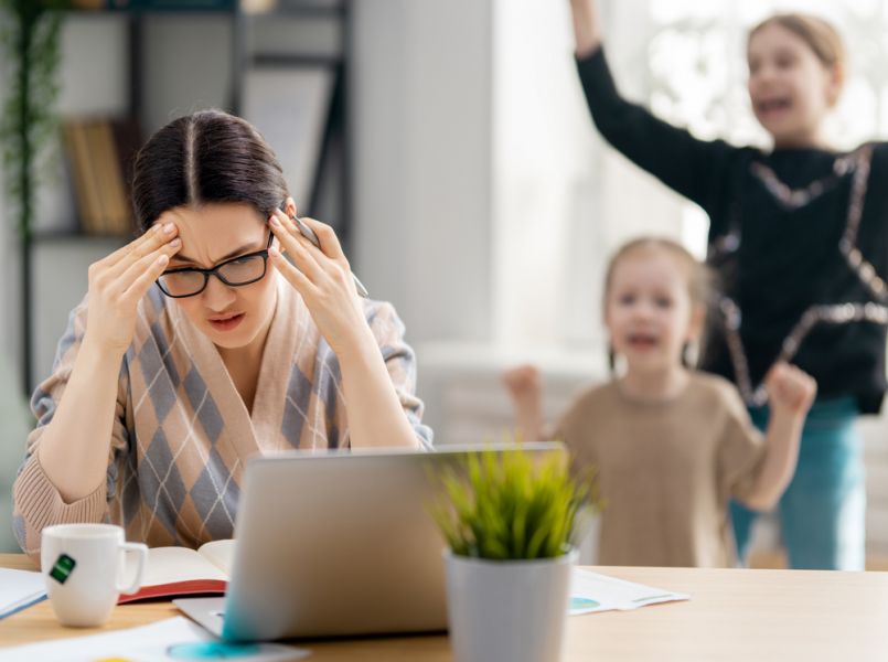 Als je zegt dat je je kinderen even zat bent, ben je dan een slechte moeder?