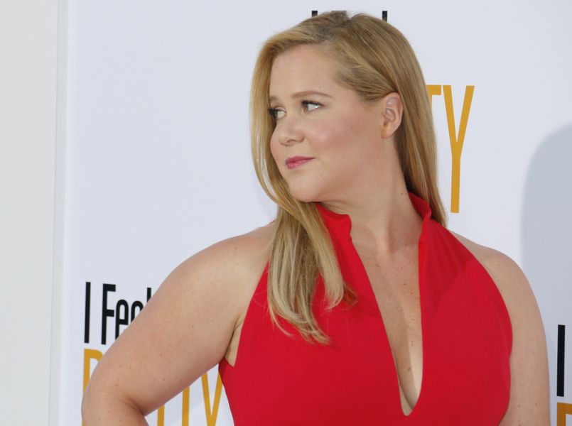 Amy Schumer wordt ge-momshamed maar slaat terug met deze foto