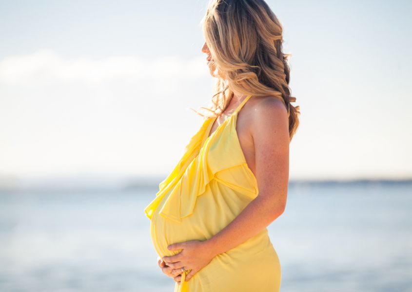 Vrouwen ouder dan 25 bij eerste kind leven langer