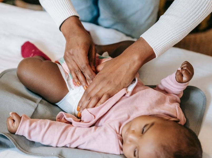 Meconium: de eerste ontlasting van je pasgeboren baby